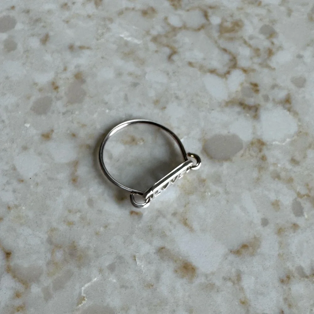 NWOT Sundance A Simple Love Ring, Sterling Silver